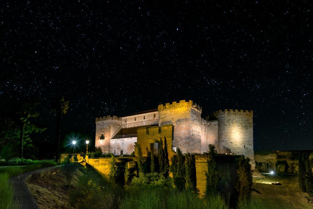 Posada Real Castillo Del Buen Amor Topas Exteriör bild