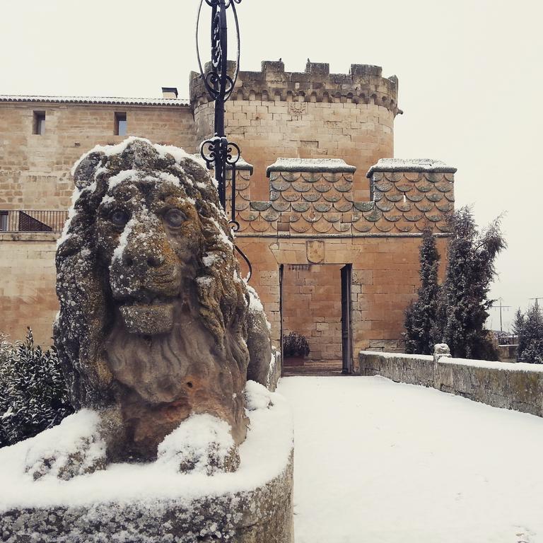 Posada Real Castillo Del Buen Amor Topas Exteriör bild