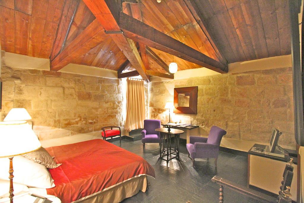 Posada Real Castillo Del Buen Amor Topas Exteriör bild